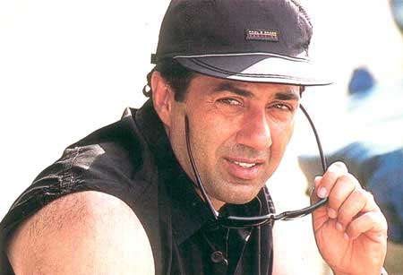 Sunny Deol to work in a Comedy Movie